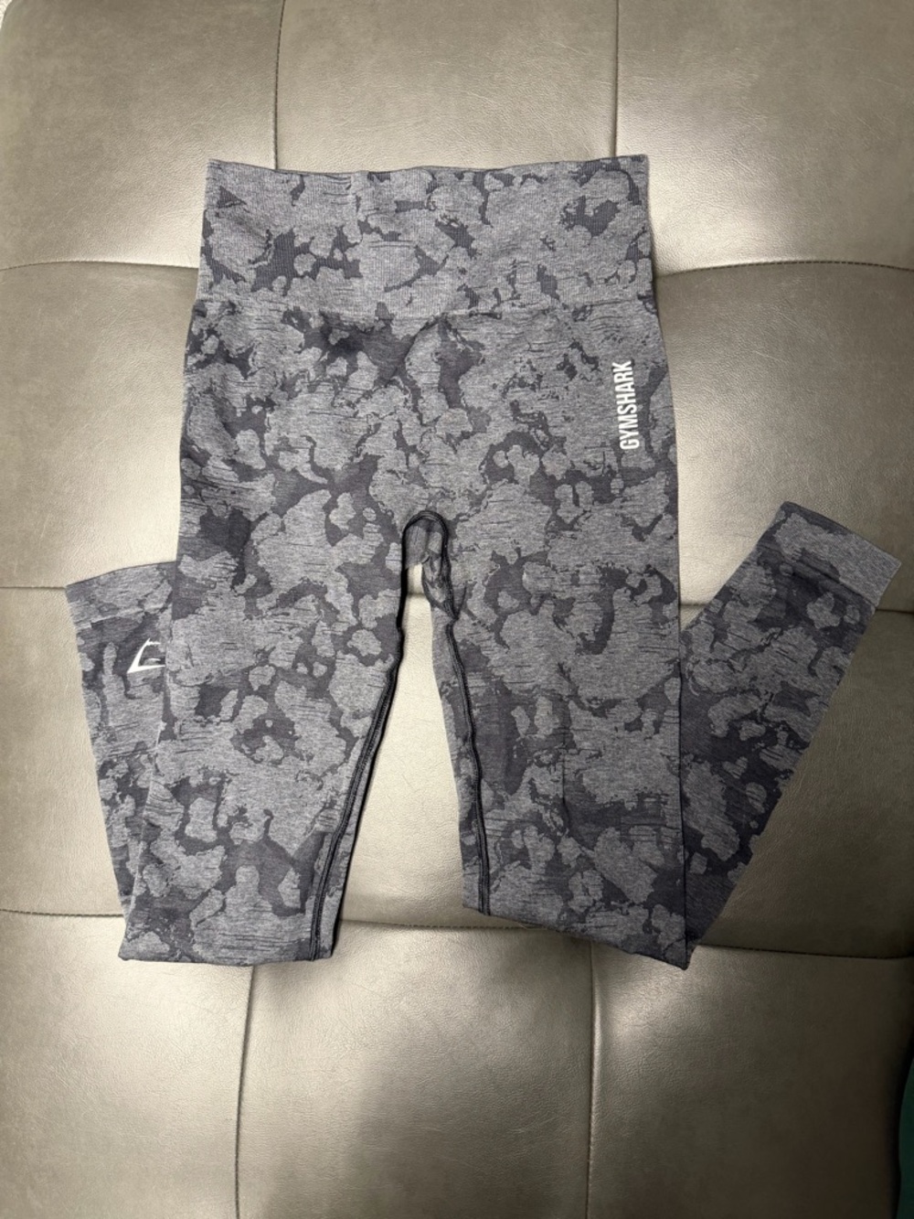 Gymshark  High-Waist Camo Leggings - Dark Gray